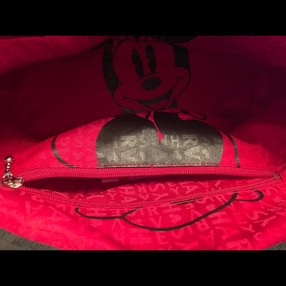 Minnie Mouse Harvey Seatbelt bag NEW limited edition HTF - Disney exclusive - Picture 13 of 15